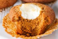 Pumpkin Cheesecake Swirl Muffins