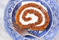 Heavenly Pumpkin Roll with Cream Cheese Filling