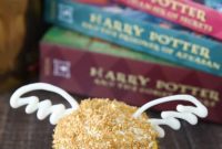 Quidditch Golden Snitch Cupcakes