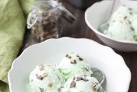 Emerald Mint Chocolate Dream