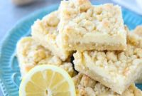 Tangy Lemon Streusel Bars