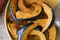 Golden Roasted Acorn Squash Halves