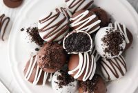 No Bake Oreo Truffles