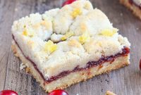 Spiced Cranberry Crumble Bars
