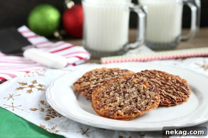 Golden Oat Florentine Laces 5 Thin, crisp, buttery cookies are sandwiched between melted milk chocolate with an extra chocolate drizzle on top. They taste like toffee and they look like lace. These Florentine Cookies are a holiday favorite!