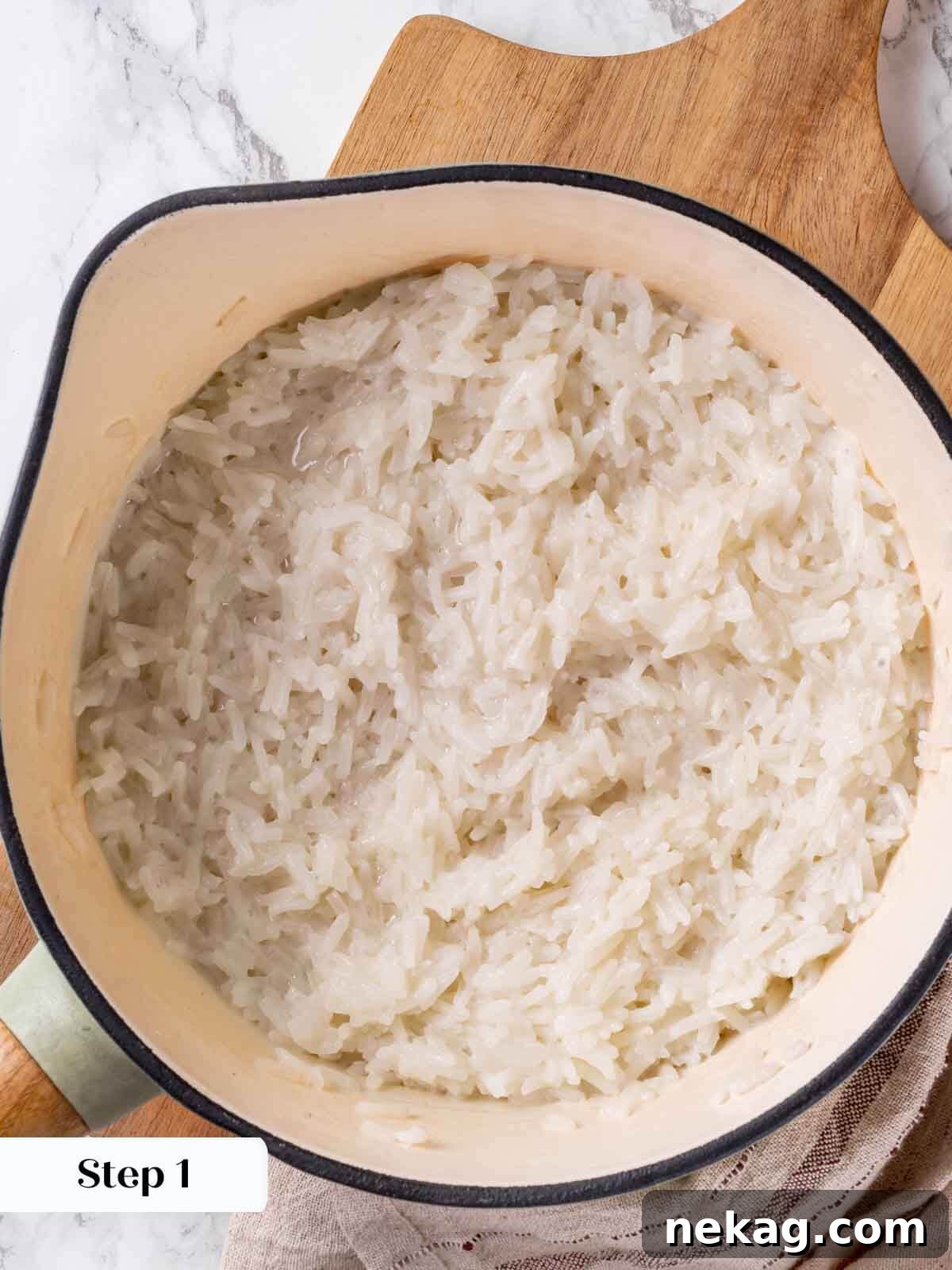 Perfectly cooked and fluffy coconut rice, ready to be served with the curry.