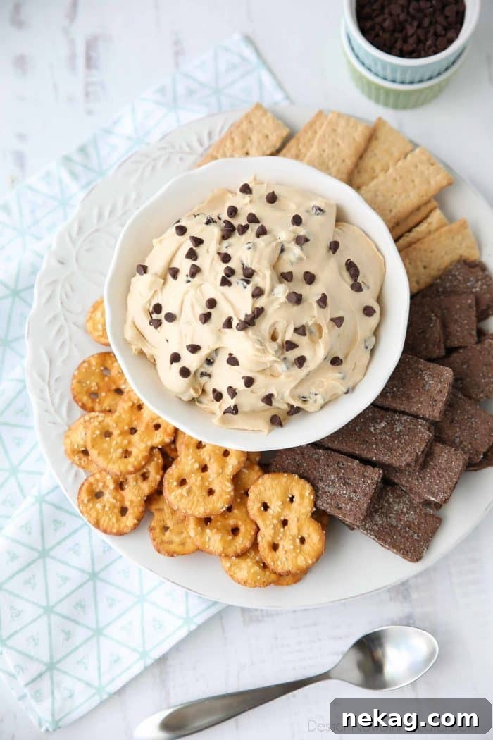 Decadent Buckeye Dip 2 This buckeye dip recipe uses all the ingredients of your favorite buckeye peanut butter balls. With cream cheese, and mini chocolate chips, it's an easy, smooth and creamy dip. Serve it with pretzels, honey and chocolate graham crackers, or even apples. This dip is perfect for parties, holidays, or game day!