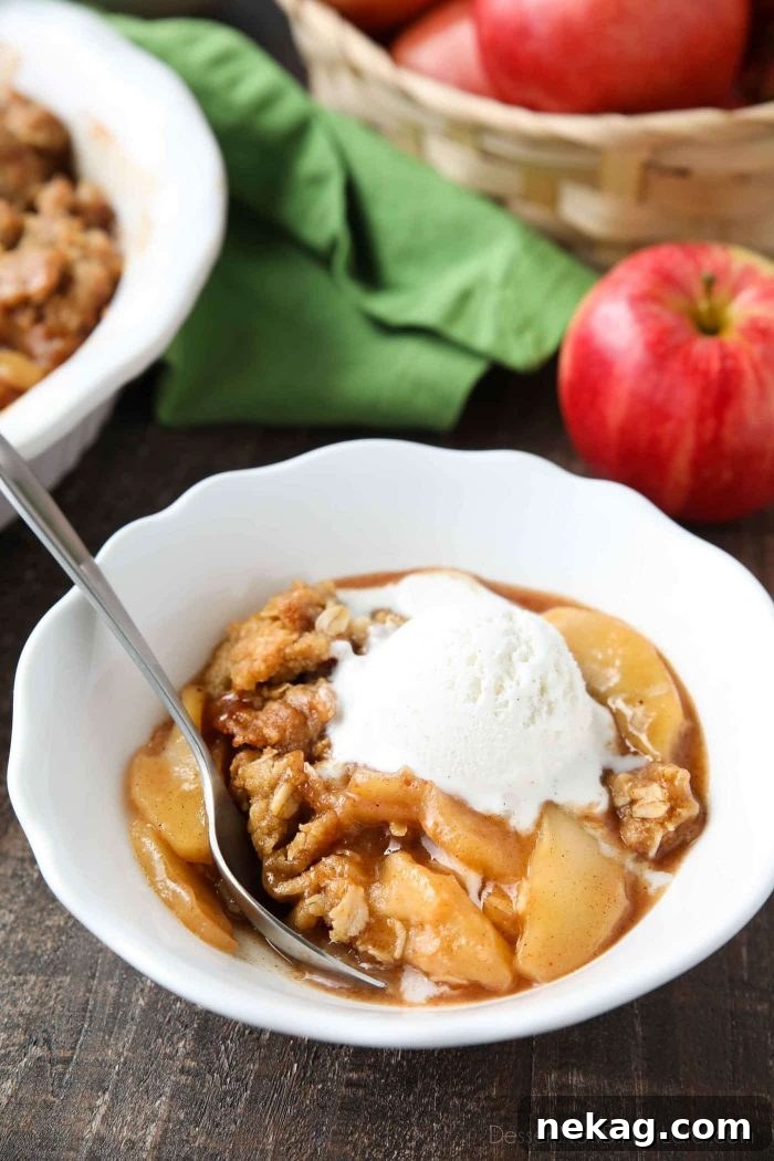 Sweet Spiced Apple Crisp 2 This is the best Apple Crisp recipe! It's full of fresh sliced apples, creates a fruity cinnamon-sugar sauce while it bakes (like apple pie filling), and is topped with a crunchy crumb topping. An easy, old fashioned fall dessert.