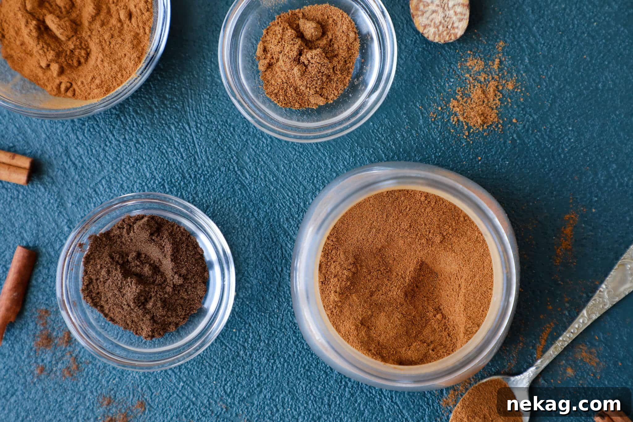 Sweet Apple Pie Seasoning 4 Apple Pie Spice ingredients laid out and then mixed, against a vibrant blue background.