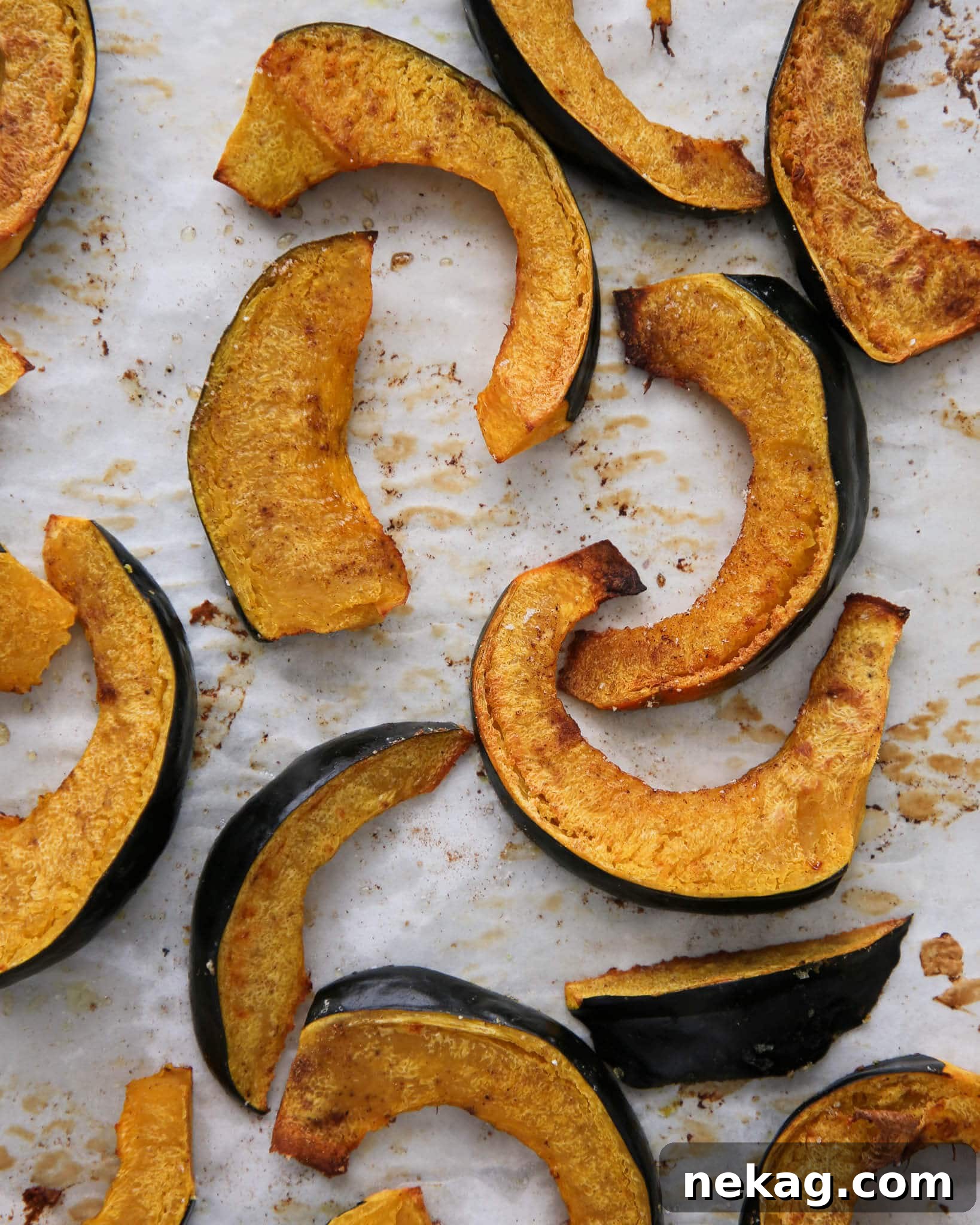 Healthy Roasted Acorn Squash Baked