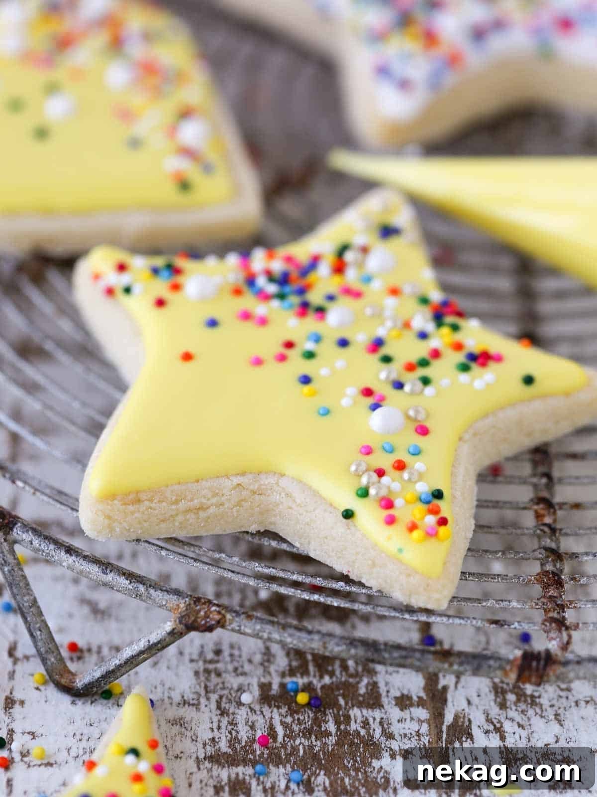 yellow star on vintage cake cooling rack.