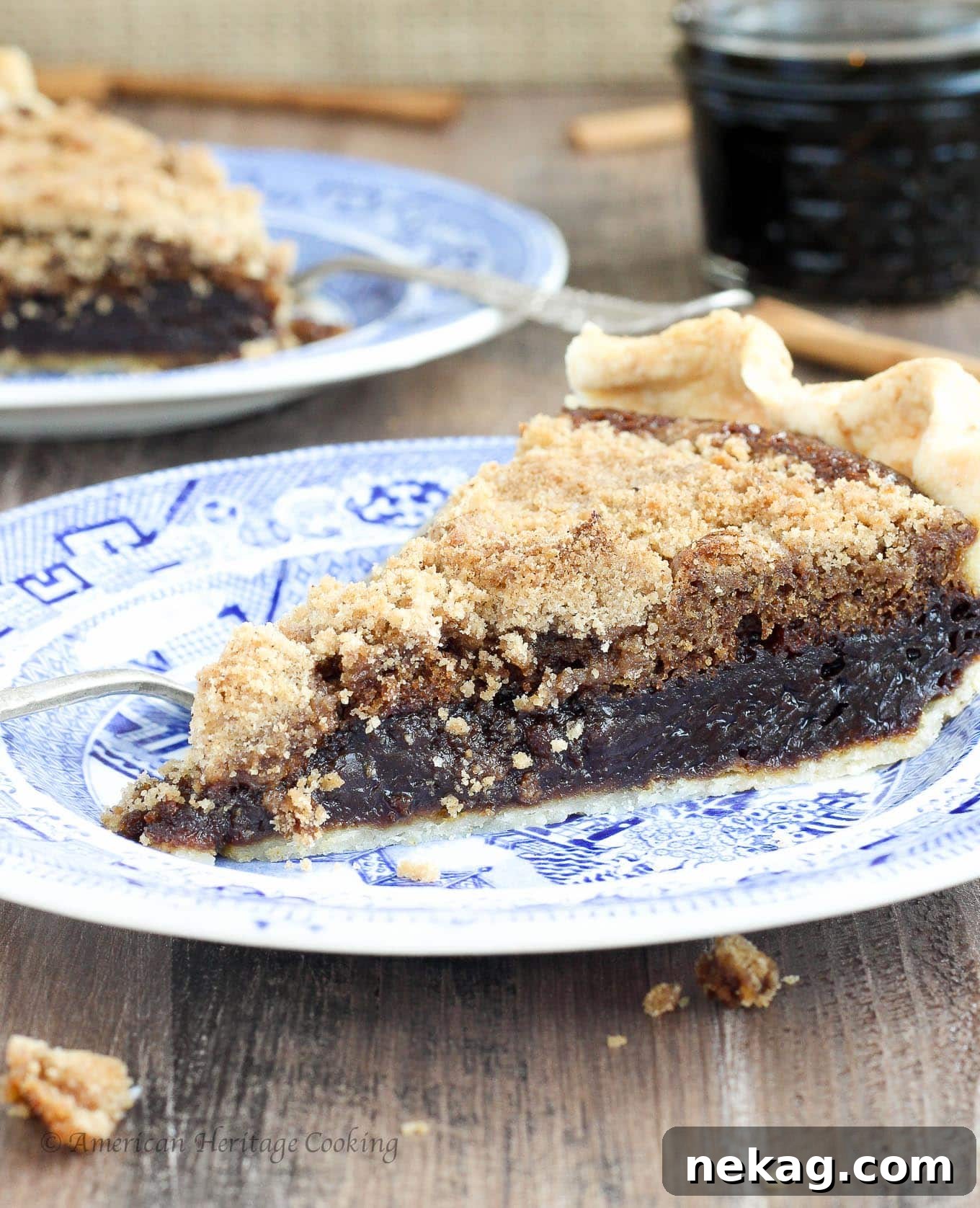 Old-Fashioned Molasses Crumble 7 The cross-section of a Shoofly Pie slice, showing distinct layers of molasses filling and streusel.