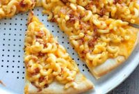 Mac & Cheese Pizza: Gooey Comfort-Style Pizza Recipe