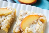 Juicy Peach Crumble Bars Recipe for Summer Baking