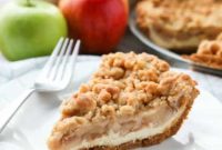 Apple Streusel Cheesecake Pie (Recipe + How-To Video)