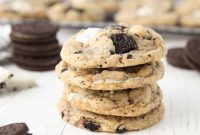 Cookies & Cream Sandwich Cookies: Homemade Oreo-Style Recipe