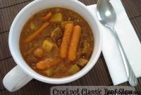 Classic Slow-Cooker Beef Stew Recipe for Tender, Flavorful Meat