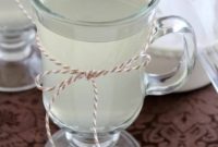 Sparkling White Grape Cocktail Recipe for Summer Parties