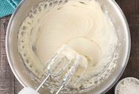 Coconut Cream Cheese Frosting Recipe for Cakes & Cupcakes