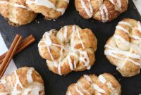 Soft Cinnamon Knots Recipe: Fluffy, Buttery Sweet Rolls