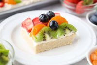 Fruit Pizza with Sugar Cookie Crust: Fresh Fruit Dessert Recipe