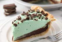 Decadent Chocolate Mint Pie Recipe for Mint Lovers