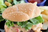 Queso Burger Recipe: Juicy Grilled Burgers with Melty Cheese