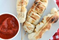 Homemade Pizza Breadsticks: Crispy, Cheesy Snack Recipe