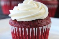 Cream Cheese Frosting Recipe with Video Tutorial
