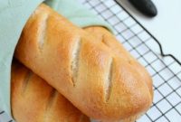 How to Make Crispy Baguettes at Home