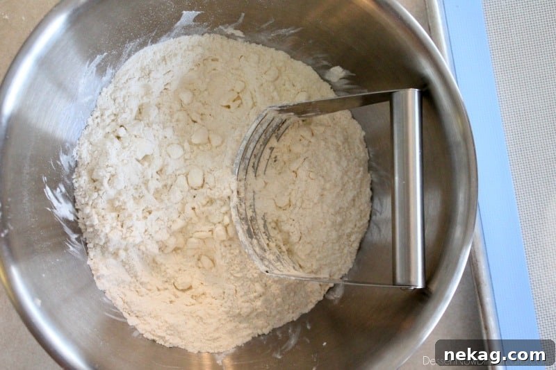 How to Make Perfect Flaky Biscuits (Step-by-Step Video) 5 Foolproof Flaky Biscuits - tutorial