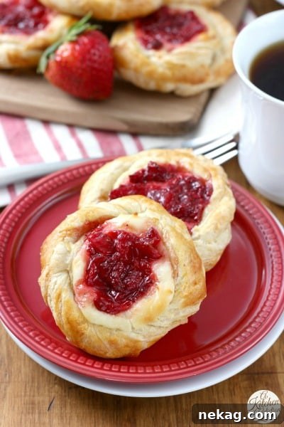 Strawberries and Cream Crumb Bars | More Strawberries & Cream Desserts 15 Strawberries and Cream Danishes