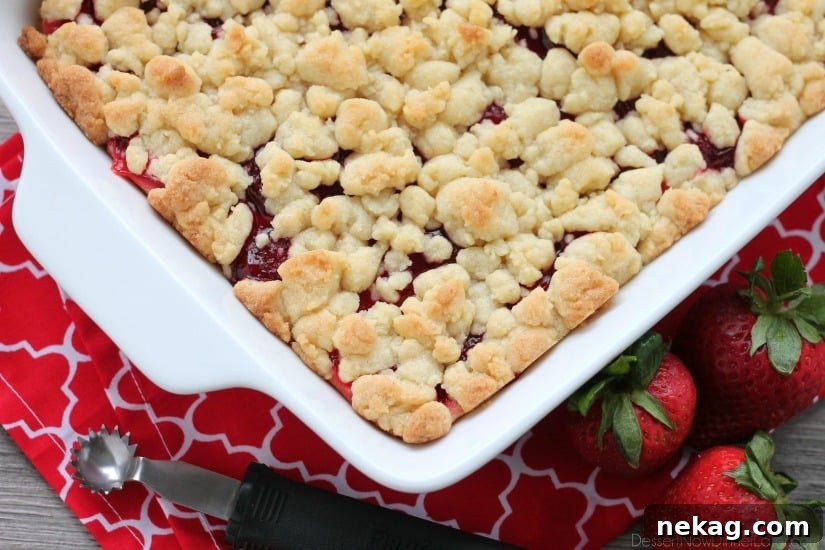 Strawberries and Cream Crumb Bars | More Strawberries & Cream Desserts 3 These strawberries and cream crumb bars are sweet and creamy with a buttery crumb crust and topping.