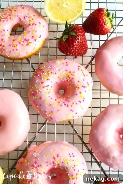 Strawberry Lemon Donuts // Cupcake Diaries