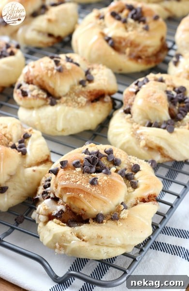 S'mores Cinnamon Twists // A Kitchen Addiction