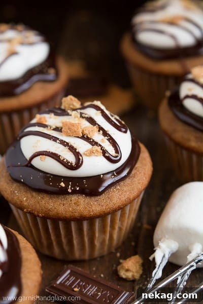 S'mores Cupcakes // Garnish & Glaze