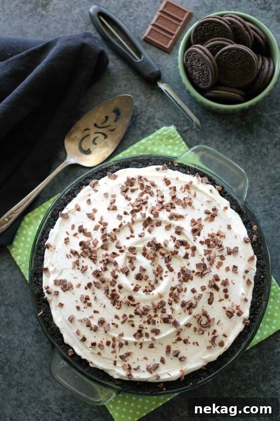 Decadent Chocolate Pudding Pie Recipe: Creamy No-Bake Dessert 3 Homemade chocolate pudding topped with sweetened whipped cream, all nestled inside a chocolate cookie crust, makes the most delicious no-bake Chocolate Pudding Pie.