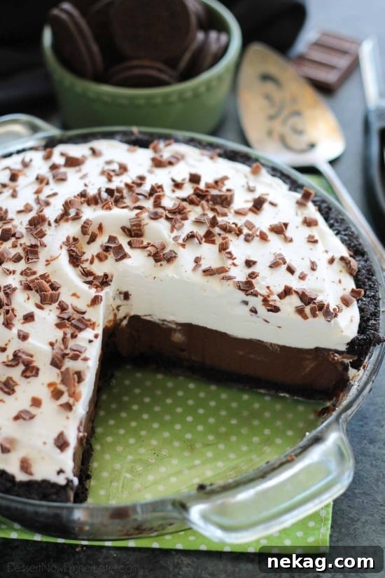 Decadent Chocolate Pudding Pie Recipe: Creamy No-Bake Dessert 5 Homemade chocolate pudding topped with sweetened whipped cream, all nestled inside a chocolate cookie crust, makes the most delicious no-bake Chocolate Pudding Pie.