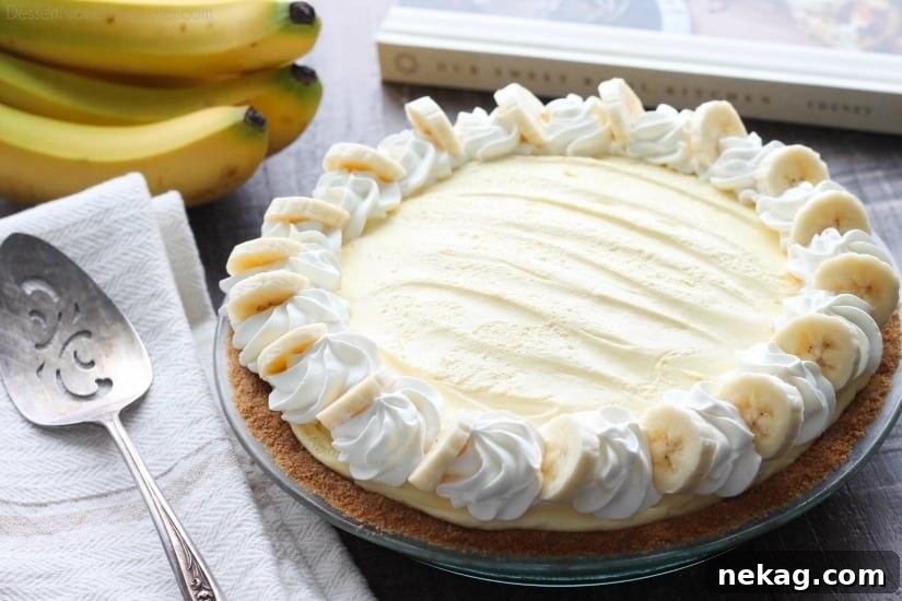 Caramel Banana Cream Pie Recipe with Buttery Crust and Whipped Topping 7 Caramel Banana Cream Pie top view