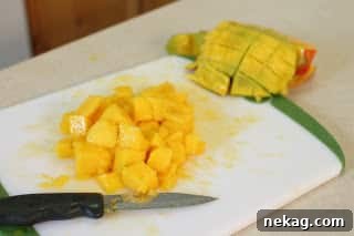 How to Cut a Mango Perfectly: Step-by-Step Guide 3 img 190 10