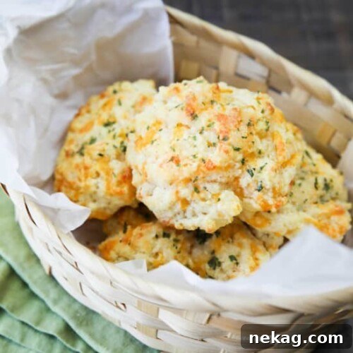 Red Lobster Cheddar Bay Biscuits copycat