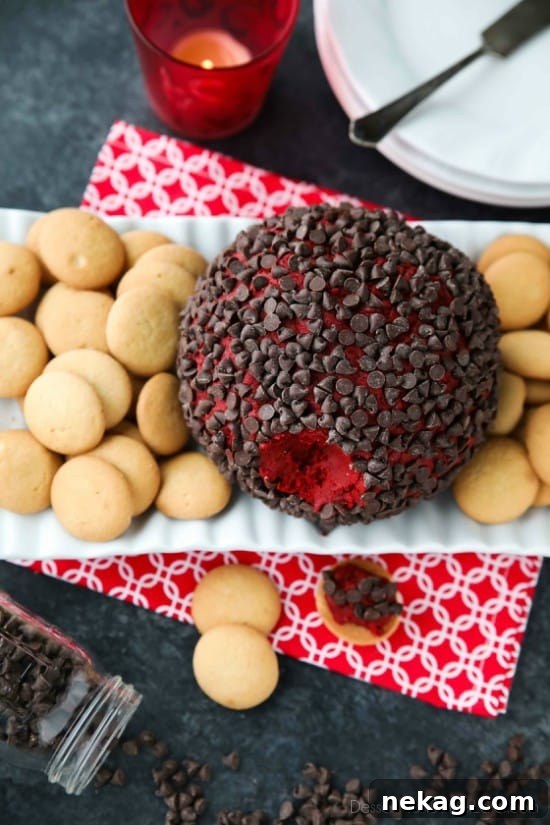 Red Velvet Cheeseball Recipe: Festive No-Bake Party Appetizer 3 This Red Velvet Cheese Ball makes a delicious party snack or dessert. Serve it at Christmas, for Valentine's Day, or whenever. It's delicious with vanilla cookies or graham crackers.