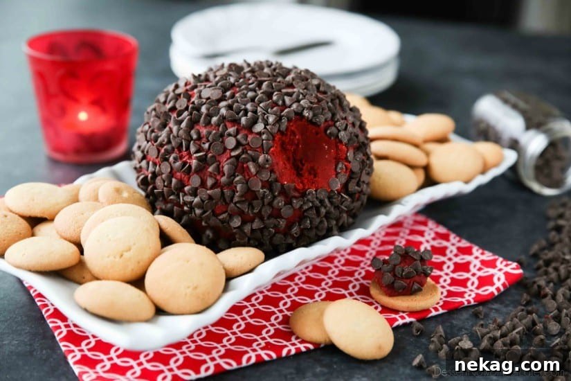 Red Velvet Cheeseball Recipe: Festive No-Bake Party Appetizer 4 This Red Velvet Cheese Ball makes a delicious party snack or dessert. Serve it at Christmas, for Valentine's Day, or whenever. It's delicious with vanilla cookies or graham crackers.