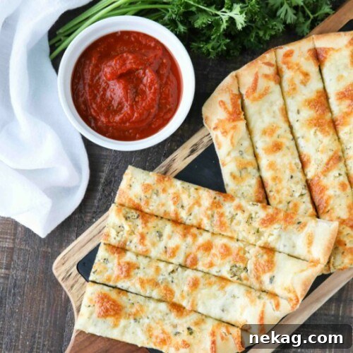 Garlic Cheese Breadsticks Recipe for Crispy, Pull-Apart Delight 7 Cheesy Garlic Breadsticks