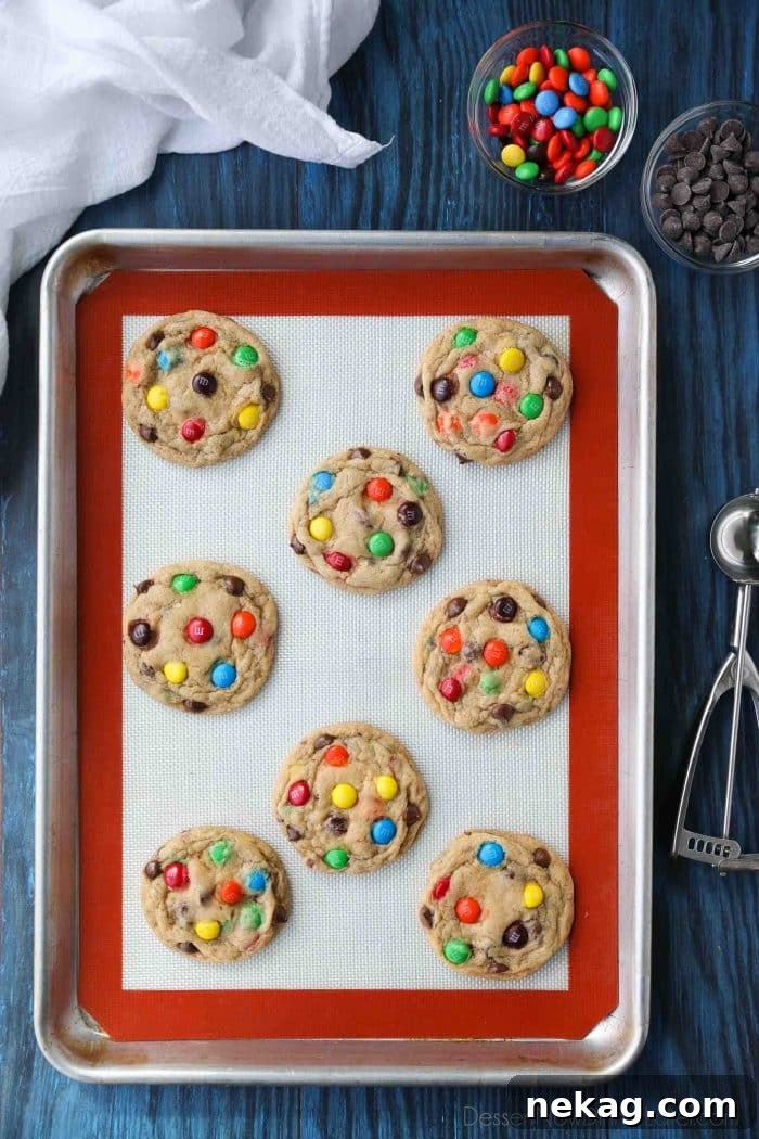 M&M Cookies: How to Make Them (Video Tutorial) 3 This M&M cookie recipe is AMAZING. No chill time required for these soft and chewy cookies.
