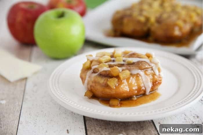 Caramel Apple Cinnamon Rolls with Brown Sugar Glaze 5 Sticky caramel apple cinnamon rolls are semi-homemade and 100% delicious. With fresh apples, and a quick caramel sauce baked in the oven.