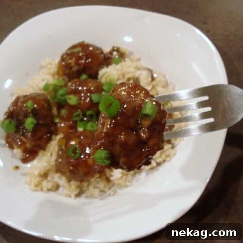 Spicy-Sweet Mango Glazed Meatballs with Chili Lime Kick 4 Spicy Sweet Mango Meatballs