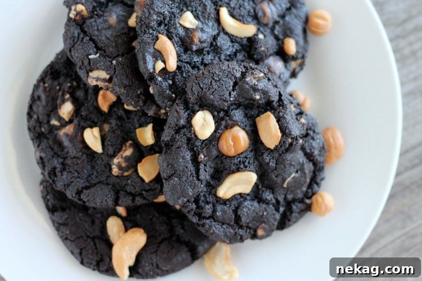 Dark Chocolate Caramel Cashew Cookie Recipe 5 Dark Chocolate Caramel Cashew Cookies
