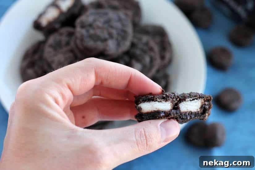 Peppermint Patty Mini Cookie Sandwiches