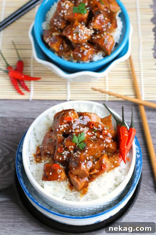 Slow Cooker Sriracha Chili Chicken